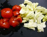 レンジで簡単！ちょこっとキャベトマたまご作り方1写真