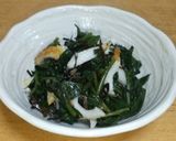 調味料いらず空芯菜とちくわの塩昆布和え作り方1写真
