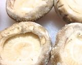 塩麹漬けえびのしんじょしいたけ揚げ作り方4写真
