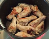 骨付きチキンの洋風☆ほろ旨チーズ煮込み♫作り方2写真
