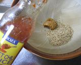 春【豆苗・カニカマ。ごま味噌マヨ和え】作り方2写真