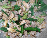 簡単　葉にんにくと豚こまのゴマ油醤油炒め作り方5写真