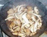 鶏もも肉ときのこの酢醤油炒め作り方5写真