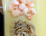 エビと貝ひもとウドの粕味噌炒め作り方1写真