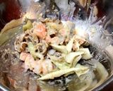エビと貝ひもとウドの粕味噌炒め作り方4写真