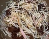 簡単！コリコリっ！生キクラゲともやしの中華風炒め作り方3写真