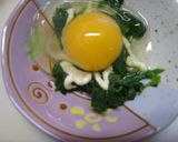 材料４つ！ホウレンソウと卵のココット作り方3写真
