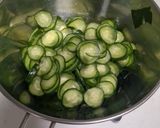 きゅうりとわかめの酢の物　ラカント使用作り方2写真