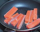 サッと焼きサーモンの塩もみ大根サラダ作り方2写真