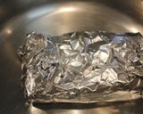 豚肉ゴロゴロ♡本場ソウル風♪キムチチゲ作り方1写真
