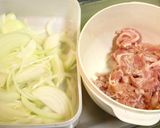 ■かんたん！豚肉と玉ねぎのケチャップ炒め作り方1写真
