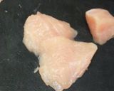胸肉で♪塩麹炒め作り方1写真