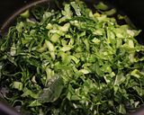 野菜が苦手でも完食♪小松菜入り鶏そぼろ作り方2写真