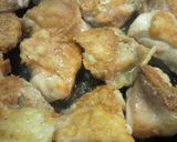 鶏もも肉とトマトの煮込み！作り方3写真