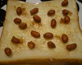 朝食に♪酒のあてナッツでハニートースト作り方1写真