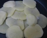 お手軽じゃが芋でピザ風。作り方2写真