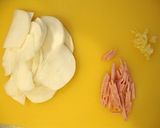 パパッと一品★かぶとバジルのホットサラダ作り方1写真