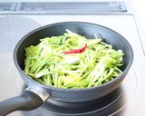 簡単手軽【青リーキとにんにくのバター蒸し作り方2写真