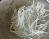 大根サラダ　レモン塩麹ドレッシング作り方4写真