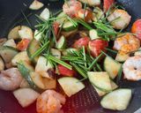 お店の味❣️花ニラと夏野菜とエビのスパゲッティ作り方7写真