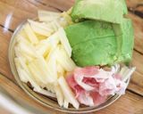 りんご☆アボカド☆生ハムで翡翠色のサラダ作り方1写真