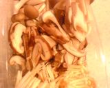 濃厚!きのことサワークリームのパスタ♪作り方1写真