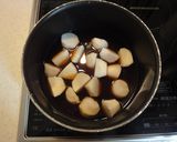 豚バラ肉と里芋の煮物作り方3写真