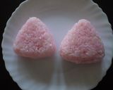 ひな祭りに❀桜でんぶで 桜ごはんお握り❀作り方3写真