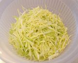 キャベツとわかめの胡麻納豆和え作り方1写真