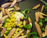 おさかなソーセージの塩麹ごま風味炒め作り方5写真