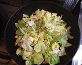 ヘルシー☆野菜とひき肉のチーズ蒸し焼き作り方1写真