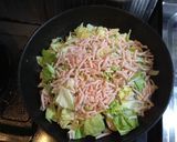 ヘルシー☆野菜とひき肉のチーズ蒸し焼き作り方2写真