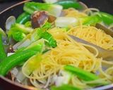✿アサリの春色ちっくな白ワインパスタ✿作り方8写真