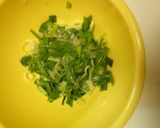 塩麹で味付け・ニラ入り玉子焼き！作り方3写真