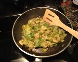 レタス丸ごと★ピリ辛和風炒め作り方3写真