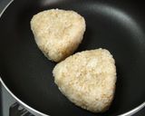 小腹がすいたら☆焼きおにぎりのシソ風味作り方2写真