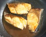 しょうがで風味UP！簡単ぶり照り作り方3写真