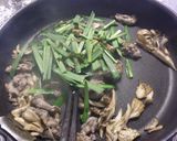 牛肉・舞茸・ニラの塩麹丼。作り方5写真
