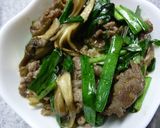 牛肉・舞茸・ニラの塩麹丼。作り方7写真