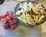 旨みたっぷり♪鶏ときのこの煮込み作り方1写真