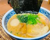 行列のできる店のラーメン横浜家系作り方2写真