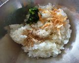 春菊×桜えびのわさび風味のおにぎり作り方2写真
