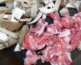 あわび茸と豚肉のマスタードパスタ作り方2写真