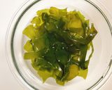 簡単☆キャベツとわかめのレンチン酢の物作り方1写真