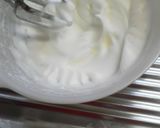 とってもキュート！苺のデコロールケーキ作り方6写真