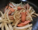 ウインナーと玉ねぎのケチャップ炒め作り方2写真