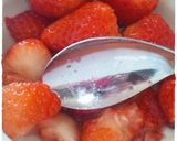 いちごジュレとチョコの２層ムース♡作り方1写真