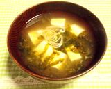 豆腐とのりの味噌汁(だしの素で)作り方7写真