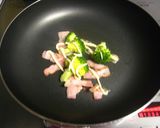 お弁当に♪ブロッコリーとベーコンマヨ炒め作り方4写真