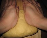 手ごねでふわふわバターロール♪作り方7写真